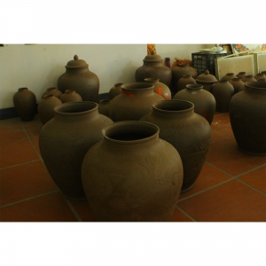 Chuyển hàng chum rượu Gom su Bat trang